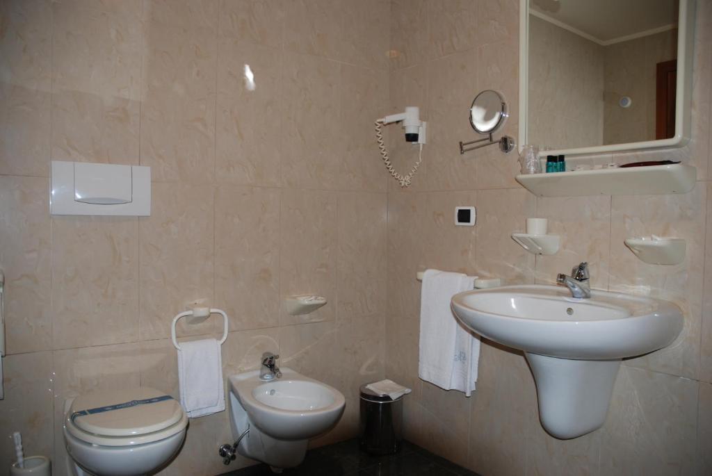 Hotel Al Giardino Fanna Habitación foto